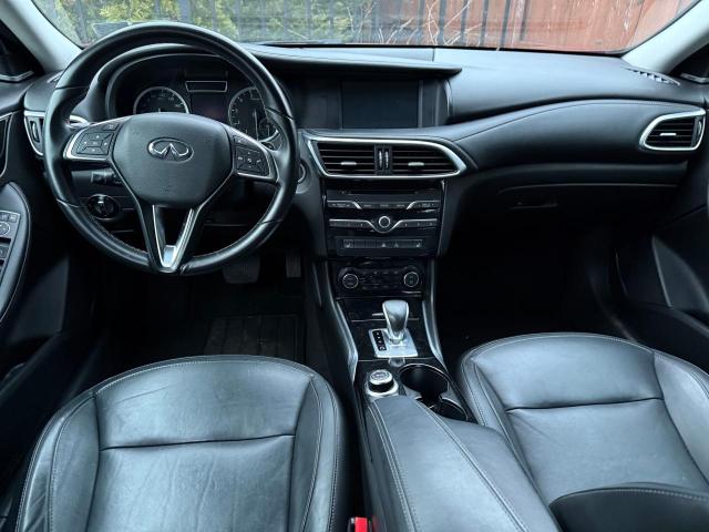 SJKCH5CR7HA031455 - 2017 INFINITI QX30 BASE BURGUNDY photo 9