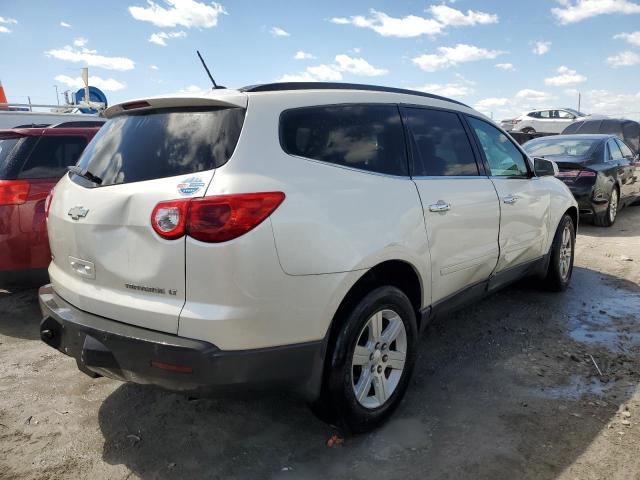 1GNKVJED9BJ266438 - 2011 CHEVROLET TRAVERSE LT WHITE photo 3