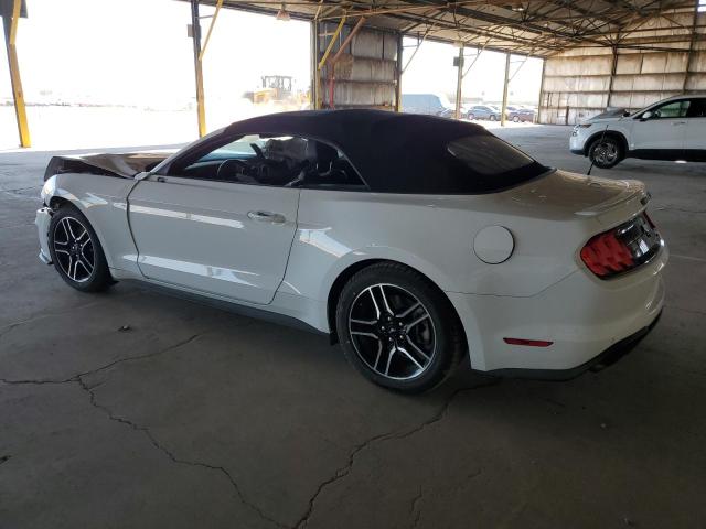 1FATP8UH6P5110142 - 2023 FORD MUSTANG WHITE photo 2