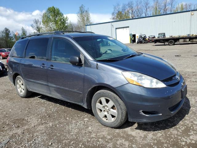 5TDZK23C69S246869 - 2009 TOYOTA SIENNA CE GRAY photo 4