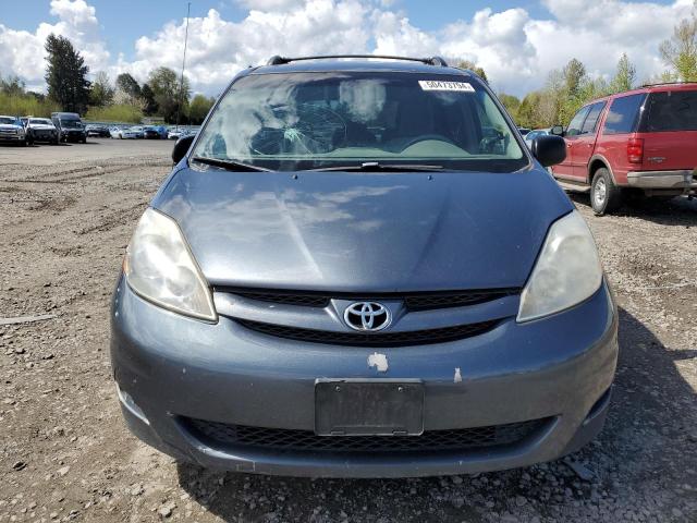 5TDZK23C69S246869 - 2009 TOYOTA SIENNA CE GRAY photo 5