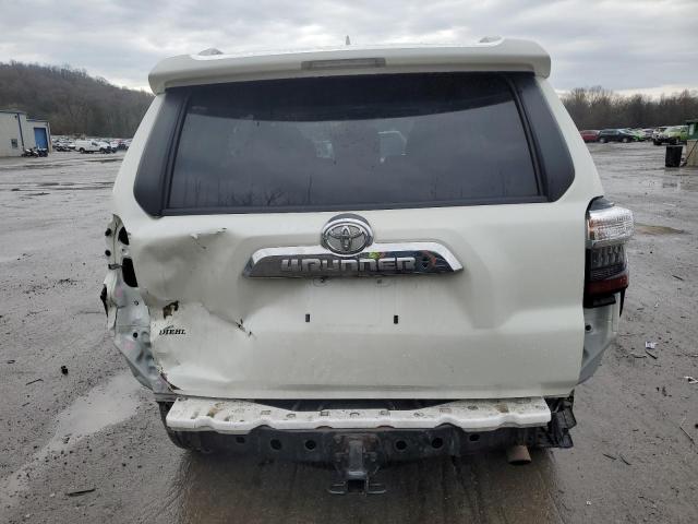 JTEBU5JR7K5693514 - 2019 TOYOTA 4RUNNER SR5 WHITE photo 6