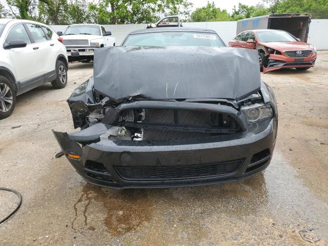 1ZVBP8EMXE5300084 - 2014 FORD MUSTANG BLACK photo 5