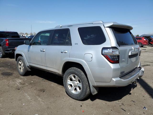 JTEBU5JR2G5363920 - 2016 TOYOTA 4RUNNER SR5/SR5 PREMIUM SILVER photo 2