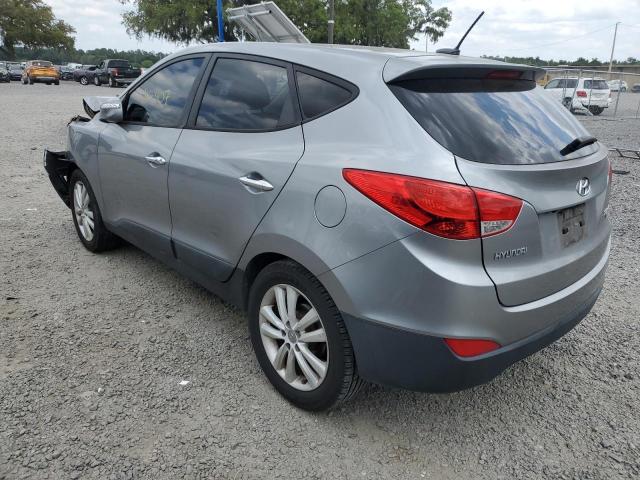 KM8JU3AC4DU683768 - 2013 HYUNDAI TUCSON GLS SILVER photo 2