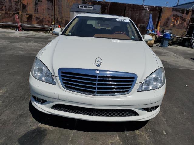 WDDNG71X87A111928 - 2007 MERCEDES-BENZ S 550 WHITE photo 5