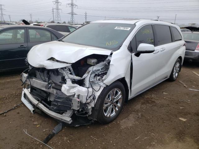 5TDESKFC3RS114145 - 2024 TOYOTA SIENNA LIMITED WHITE photo 1