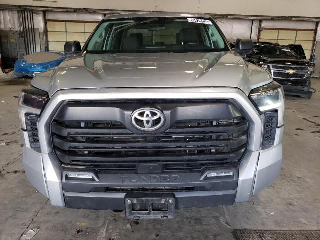 5TFLA5DB5NX020892 - 2022 TOYOTA TUNDRA CREWMAX SR SILVER photo 5