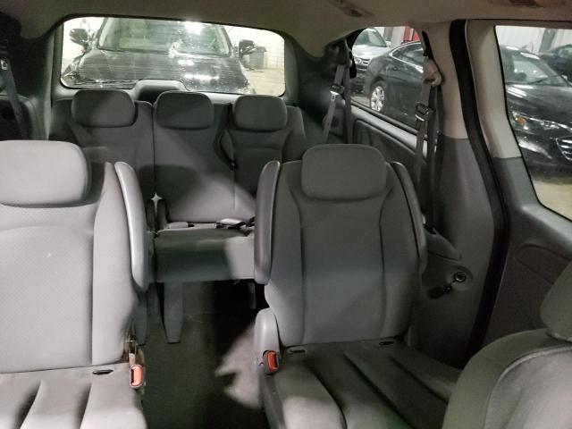 2A8GP54L77R318024 - 2007 CHRYSLER TOWN & COU TOURING 银色 照片 10