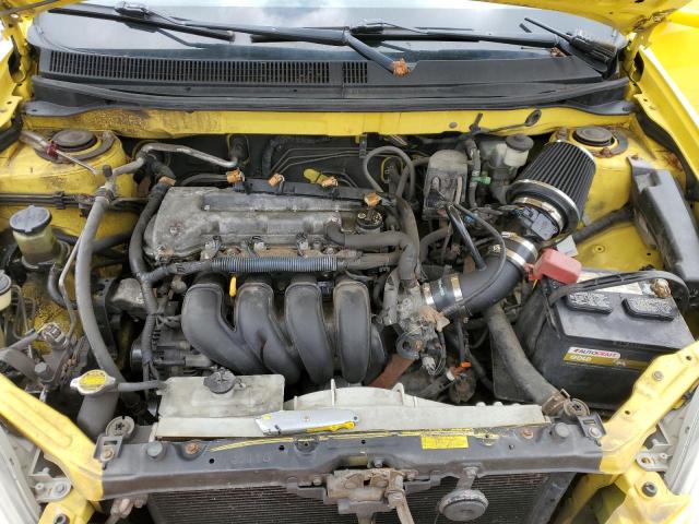 2T1KR32E04C179712 - 2004 TOYOTA COROLLA MA XR YELLOW photo 11