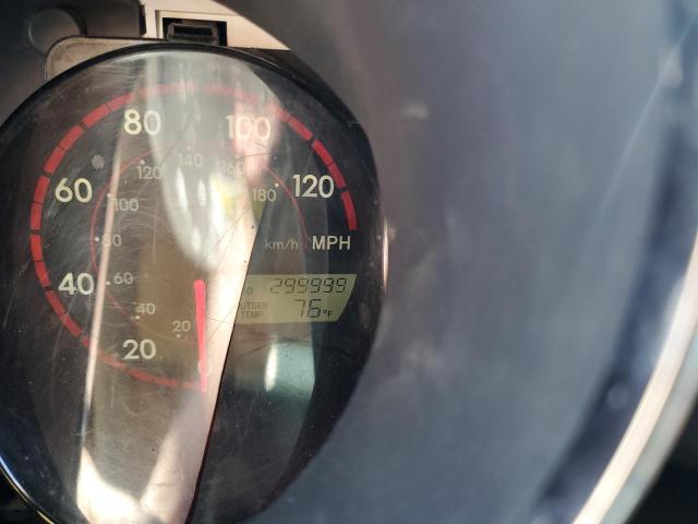 2T1KR32E04C179712 - 2004 TOYOTA COROLLA MA XR YELLOW photo 9