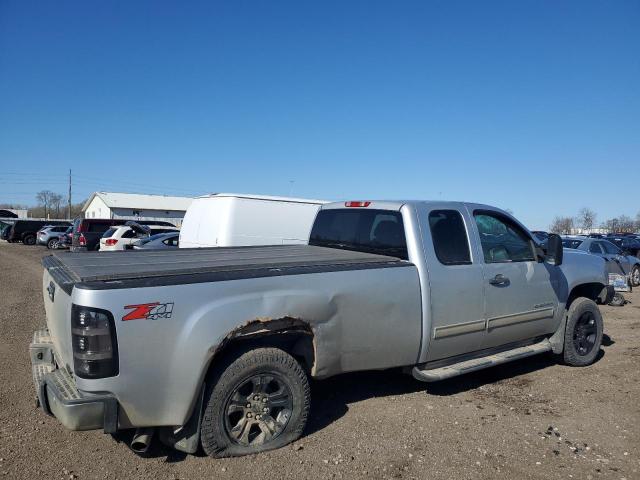 1GTR2VE00CZ323472 - 2012 GMC SIERRA K1500 SLE SILVER photo 3