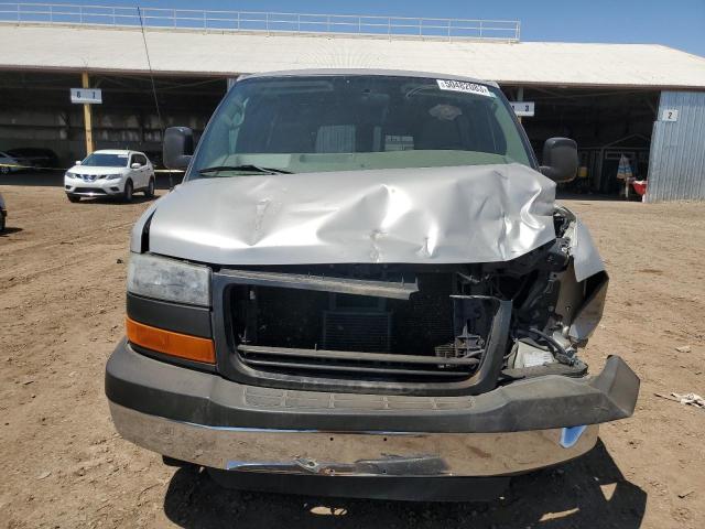 1GTGG25K081187259 - 2008 GMC SAVANA G2500 SILVER photo 5