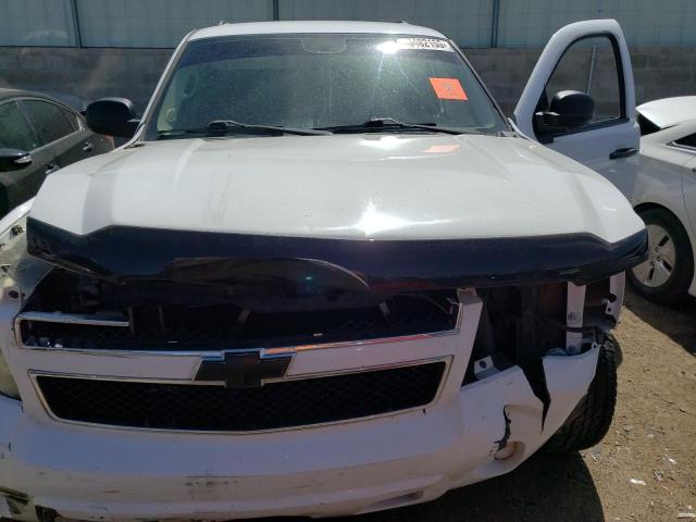 1GNUKAE04AR133763 - 2010 CHEVROLET TAHOE K1500 LS WHITE photo 11