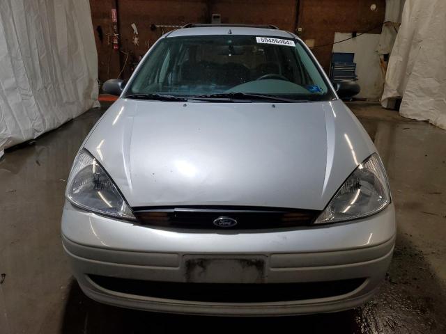 1FAFP36372W156857 - 2002 FORD FOCUS SE SILVER photo 5