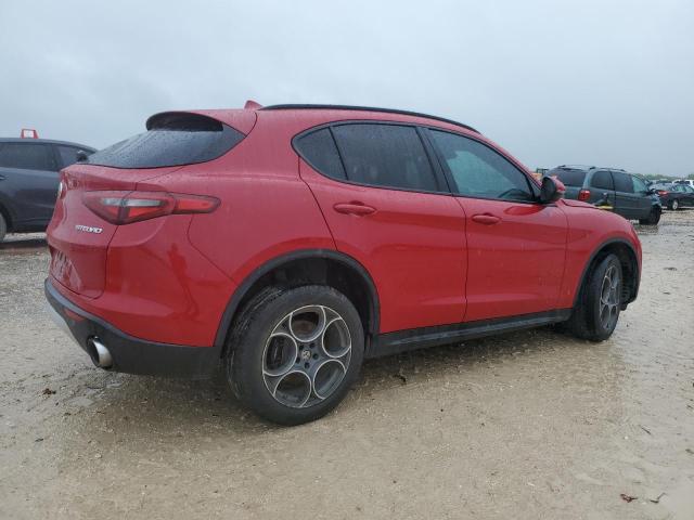ZASFAKNN0J7B83066 - 2018 ALFA ROMEO STELVIO TI SPORT RED photo 3