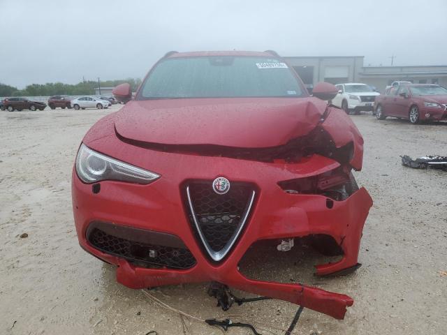 ZASFAKNN0J7B83066 - 2018 ALFA ROMEO STELVIO TI SPORT RED photo 5