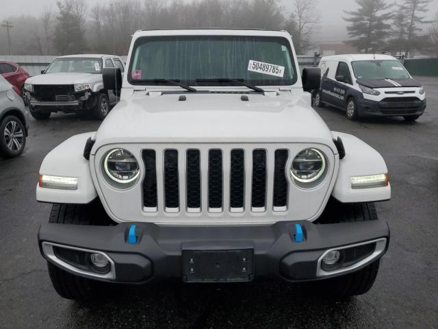 1C4JJXP68NW276046 - 2022 JEEP WRANGLER U SAHARA 4XE WHITE photo 5