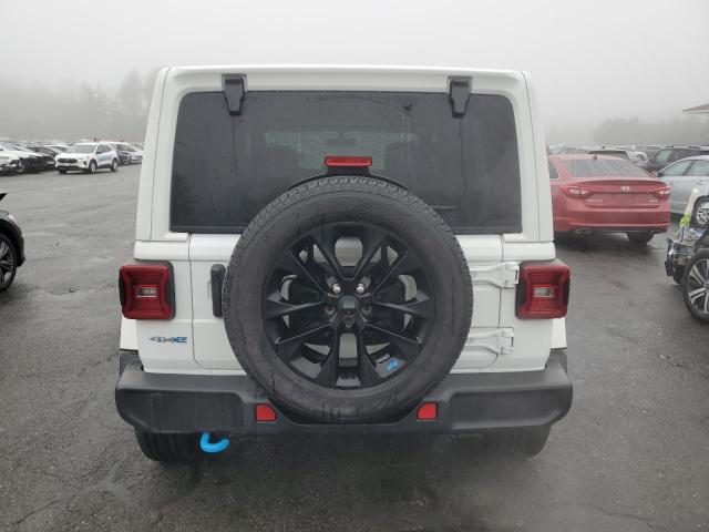 1C4JJXP68NW276046 - 2022 JEEP WRANGLER U SAHARA 4XE WHITE photo 6