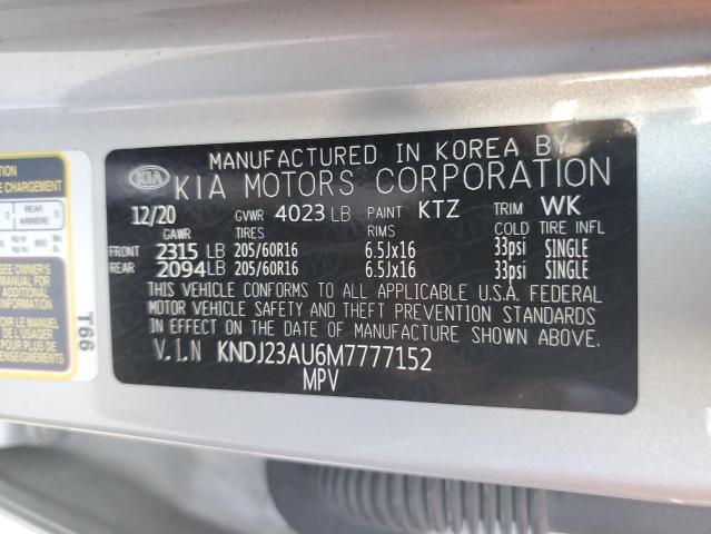 KNDJ23AU6M7777152 - 2021 KIA SOUL LX SILVER photo 13