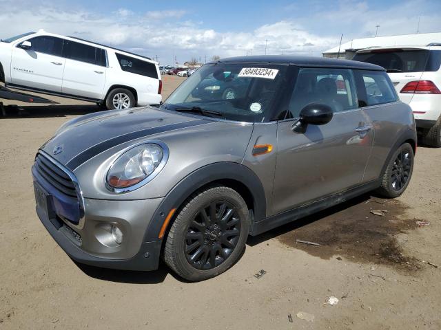 WMWXP5C59J2D71856 - 2018 MINI COOPER GRAY photo 1
