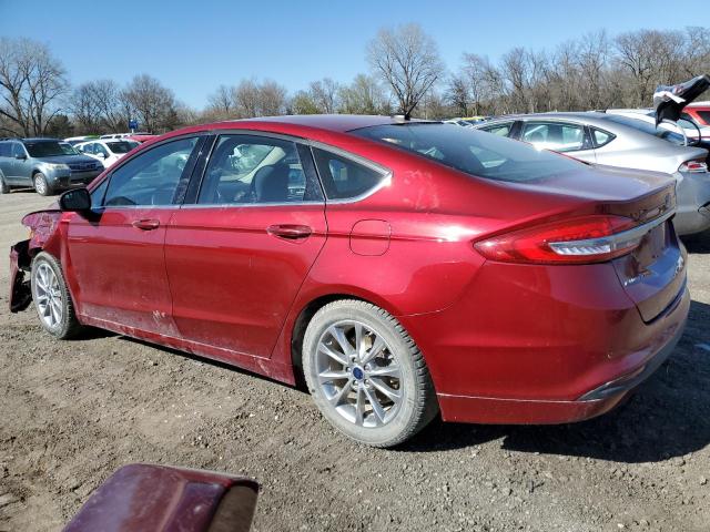 3FA6P0H71HR187614 - 2017 FORD FUSION SE RED photo 2