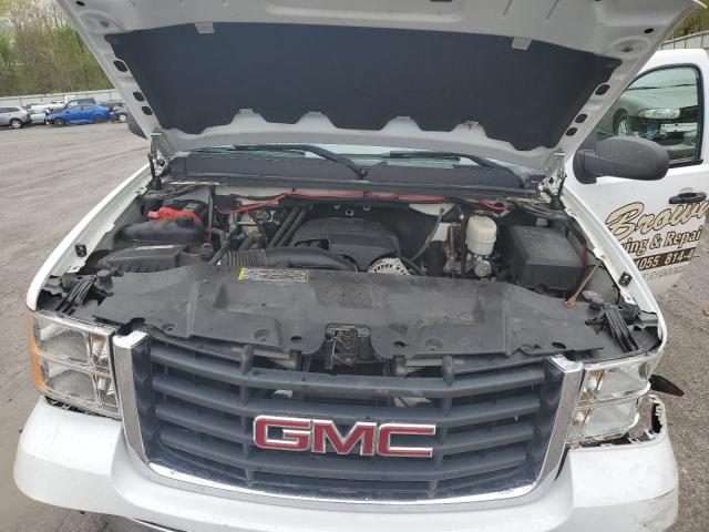 1GTHK49K19E119460 - 2009 GMC SIERRA K2500 HEAVY DUTY WHITE photo 11