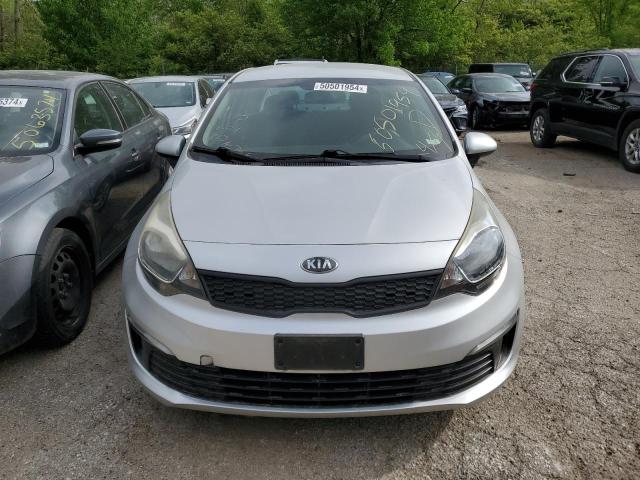 KNADM4A34G6686330 - 2016 KIA RIO LX SILVER photo 5