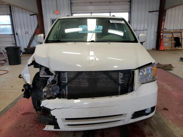 2D4RN5D14AR375487 - 2010 DODGE GRAND CARA SXT WHITE photo 5