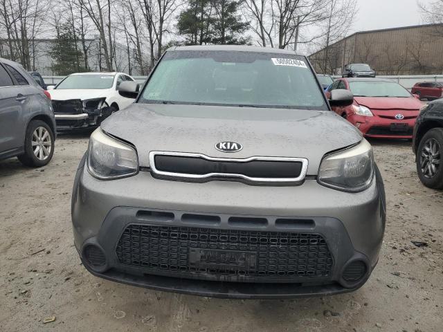 KNDJN2A26E7002187 - 2014 KIA SOUL GRAY photo 5