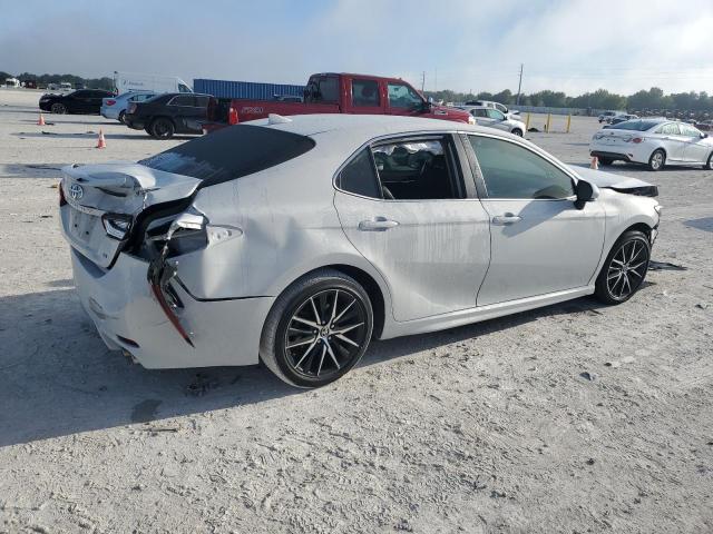 4T1G11AK7RU204149 - 2024 TOYOTA CAMRY SE NIGHT SHADE GRAY photo 3