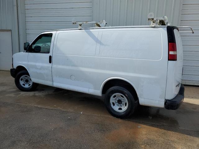 1GCWGFBAXE1143246 - 2014 CHEVROLET EXPRESS G2 WHITE photo 2