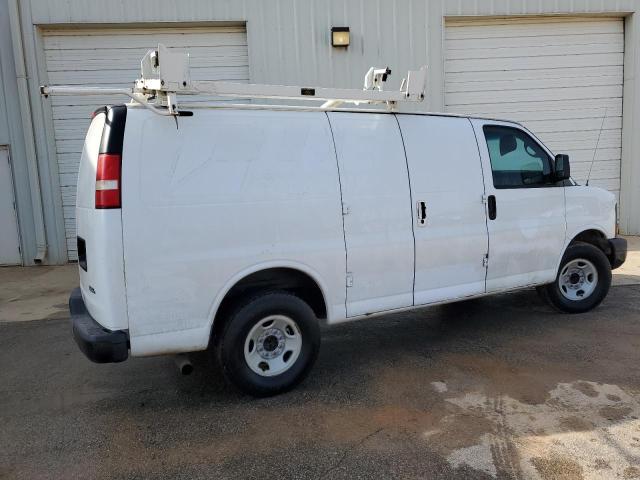 1GCWGFBAXE1143246 - 2014 CHEVROLET EXPRESS G2 WHITE photo 3