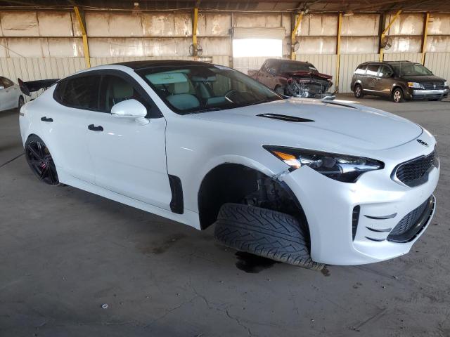 KNAE15LA2K6052182 - 2019 KIA STINGER WHITE photo 4