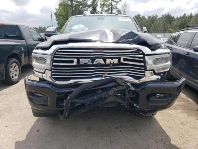 3C6UR5NL9LG107448 - 2020 RAM 2500 LARAMIE BLACK photo 5