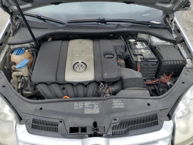 WVWDB71K48W137083 - 2008 VOLKSWAGEN RABBIT SILVER photo 11