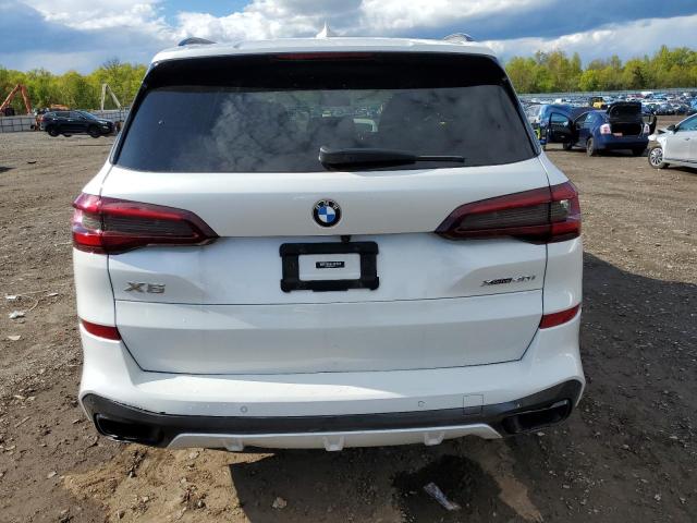 5UXCR6C05M9E54314 - 2021 BMW X5 XDRIVE40I WHITE photo 6