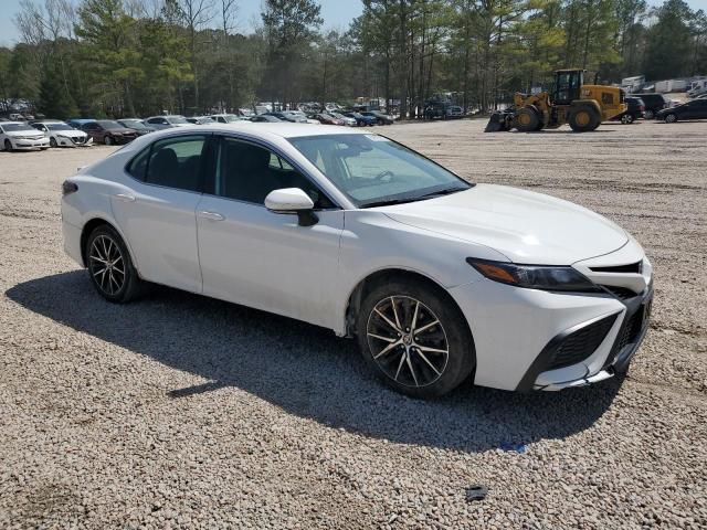 4T1G11AK2PU777229 - 2023 TOYOTA CAMRY SE NIGHT SHADE WHITE photo 4