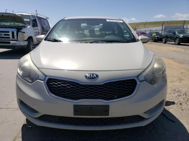 KNAFK4A68F5338219 - 2015 KIA FORTE LX BEIGE photo 5