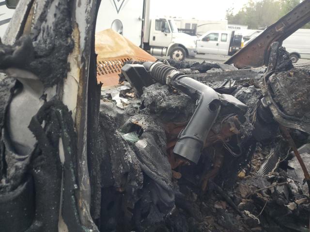 3C6LRVDG9NE134454 - 2022 RAM PROMASTER 2500 HIGH WHITE photo 9