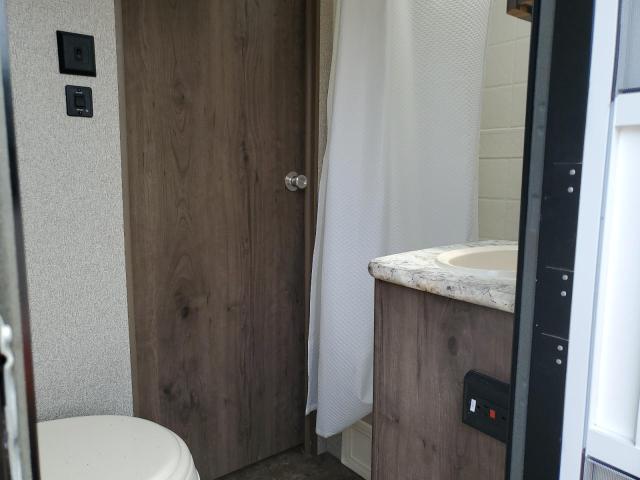 4YDT32220KK412339 - 2019 PASSPORT TRAVELTRLR TWO TONE photo 8