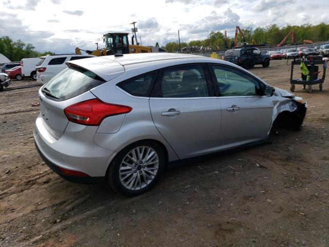 1FADP3N22JL261905 - 2018 FORD FOCUS TITANIUM SILVER photo 3