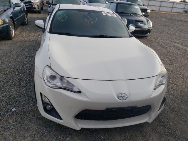 JF1ZNAA1XF8709380 - 2015 TOYOTA SCION FR-S 白色 照片 5