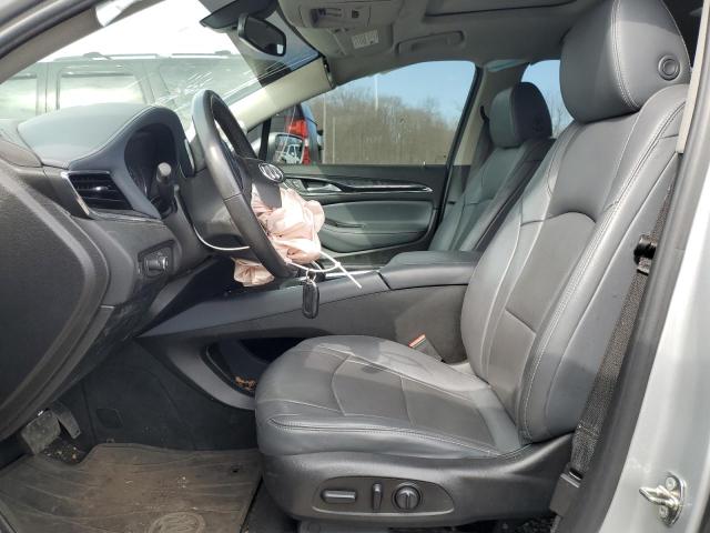 5GAEVAKW6JJ279661 - 2018 BUICK ENCLAVE ESSENCE ვერცხლისფერი ფოტო 7