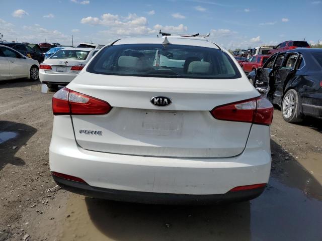 KNAFX4A68E5110432 - 2014 KIA FORTE LX WHITE photo 6