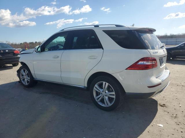 4JGDA5HB8DA238739 - 2013 MERCEDES-BENZ ML 350 4MATIC WHITE photo 2