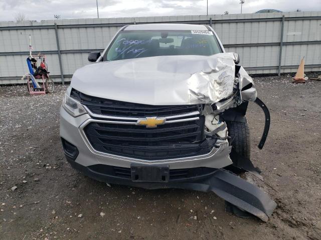 1GNERFKW4KJ149516 - 2019 CHEVROLET TRAVERSE LS SILVER photo 5