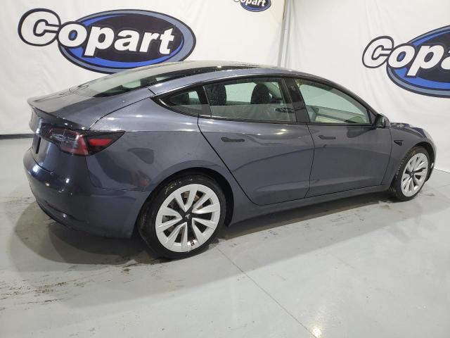 5YJ3E1EA4NF188973 - 2022 TESLA MODEL 3 GRAY photo 3