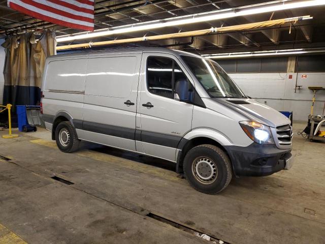 WD3PE7CC3F5971997 - 2015 MERCEDES-BENZ SPRINTER 2500 GRAY photo 4