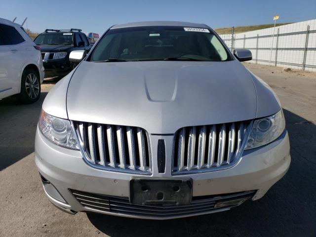 1LNHM94RX9G628359 - 2009 LINCOLN MKS SILVER photo 5